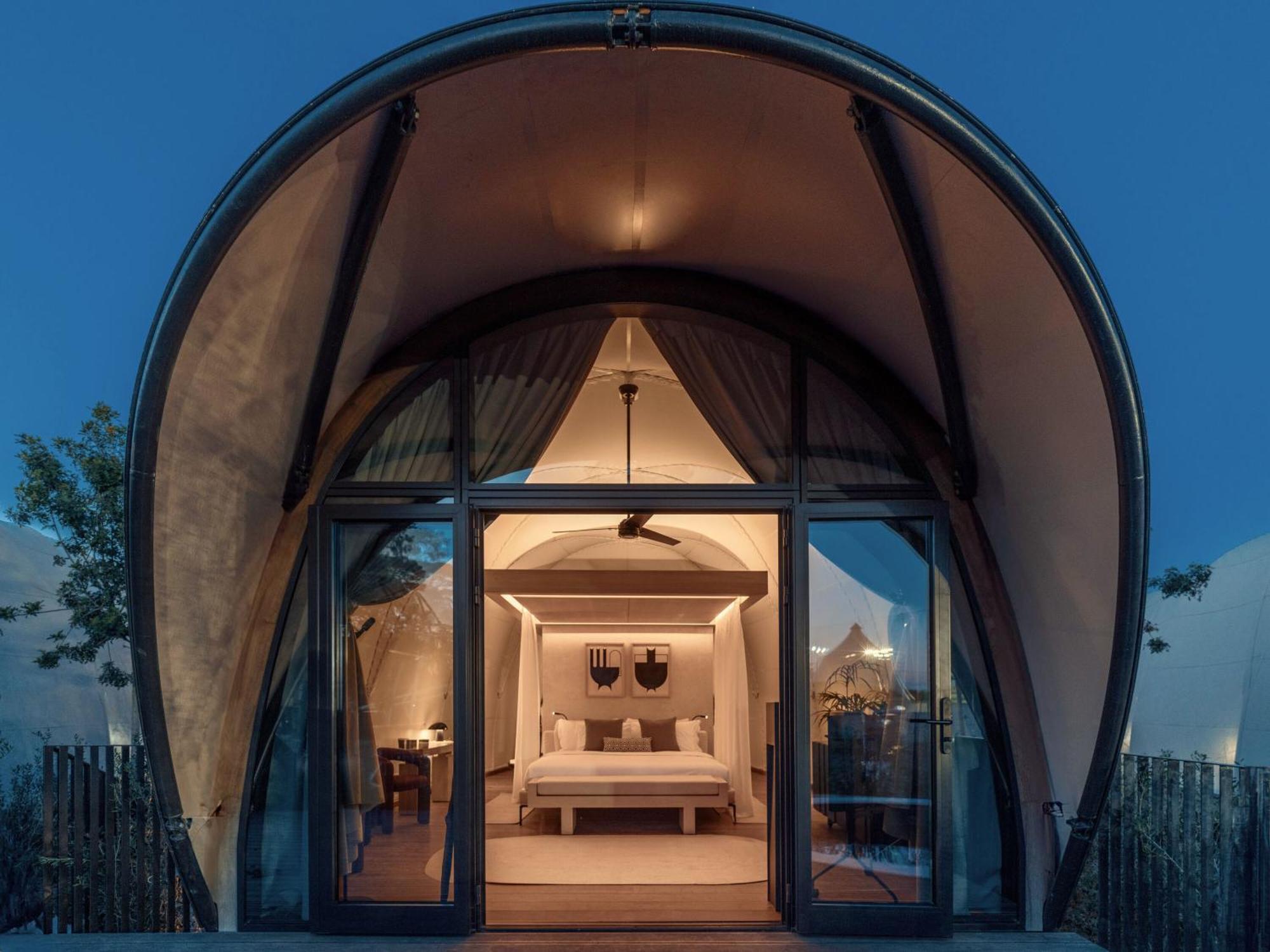 91 Athens Riviera, The Resort Exterior photo